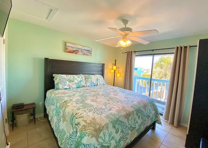 Holiday home Lani Kai Village 211 By Albvr - Beautifully Remodeled With Indirect Gulf Views From Balcony!